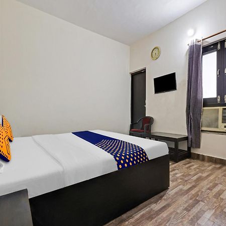 Spot On 81167 Hotel Asdr Rudrapur Экстерьер фото
